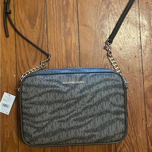 Brand new Michael Kors Crossbody